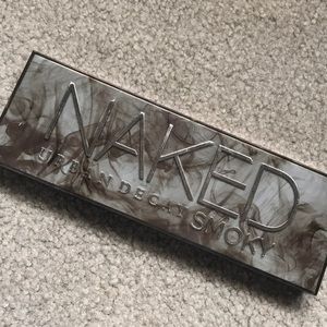 Brand New NAKED SMOKY EYE URBAN DECAY PALLETE